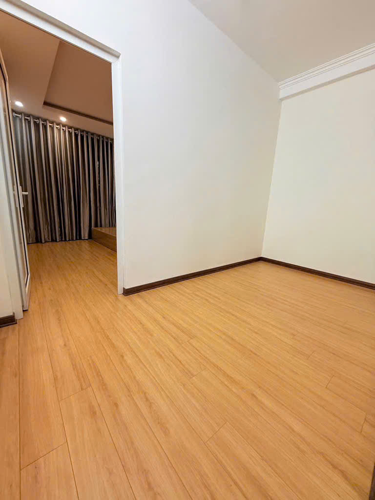 BÁN NHÀ NGỌC THỤY – LÔ GÓC – Ô TÔ VÀO NHÀ – 48,5M2 CHỈ 8,6 TỶ